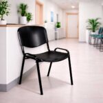 Silla apilable fija lisa de plástico color negro - Imagen 2