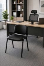 Silla apilable fija tapizada en ecocuero color negro - Imagen 2